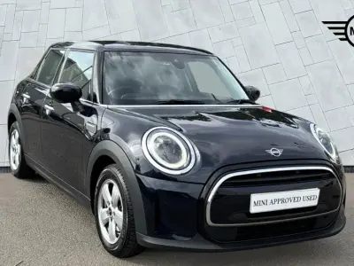 Used Mini Cooper Classic 134 HP (98 kW) 2023 Black Hatchback