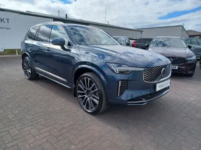 Novo Volvo XC90 Ultra 2026 Azul SUV