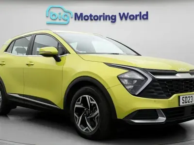 Używany Kia Sportage 150 KM (110 kW) 2023 Żółty SUV
