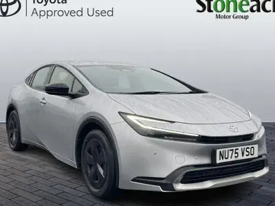 Used Toyota Prius Design 223 HP (164 kW) 2025 Silver Hatchback