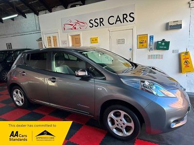 Grey Used 2017 Nissan Leaf Acenta Hatchback | £5,490 (Good price)