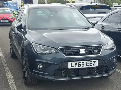 Begagnad Seat Arona FR Sport 115 HK (84 kW) 2019 Grå SUV