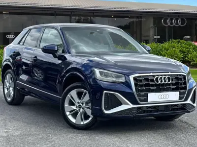 Nuevo Audi Q2 S-Line 2026 Azul SUV