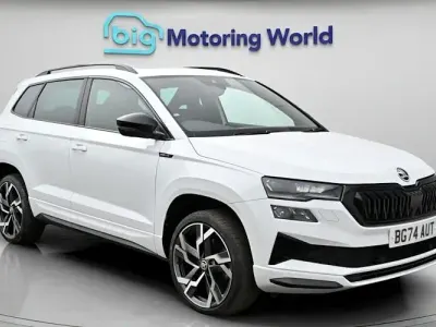 Używany Skoda Karoq SportLine 150 KM (110 kW) 2024 Biały SUV