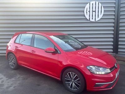 Red Used 2018 VW Golf VII SE Hatchback | £10,350 (Good price)