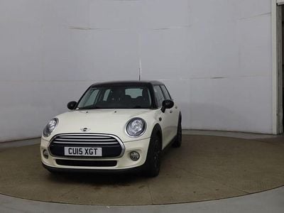 White Used 2015 Mini Cooper D Hatch Hatchback | £4,800 (Fair price)