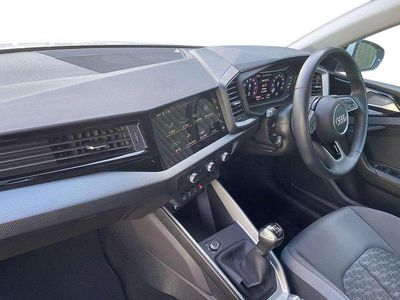 Gebraucht Audi A1 Sport 108 PS (79 kW) 2022 Weiß SUV