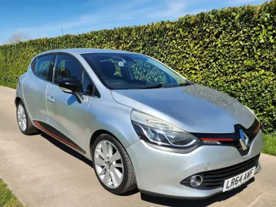 Used Renault Clio IV Dynamique 90 HP (66 kW) 2014 Silver Hatchback