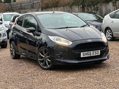 Black Used 2016 Ford Fiesta ST-Line Hatchback | £4,995 (Fair price)