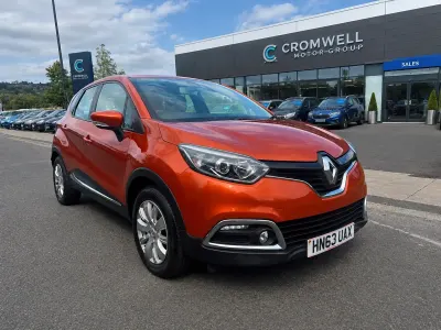 Used Renault Captur Expression+ 90 HP (66 kW) 2013 Orange SUV