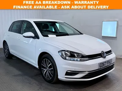 Used VW Golf VII SE 115 HP (84 kW) 2018 White Hatchback