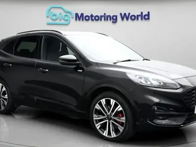 Używany Ford Kuga ST-Line X 224 KM (164 kW) 2023 SUV
