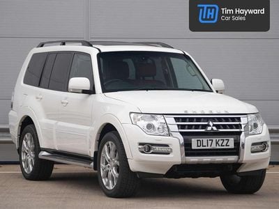 Used Mitsubishi Shogun 187 HP (137 kW) 2017 White SUV