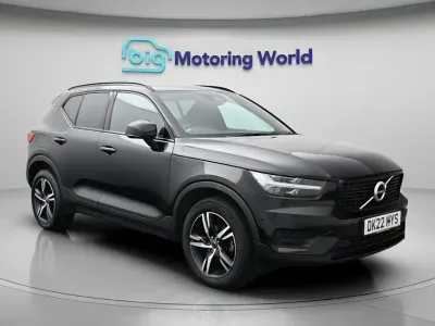 Used Volvo XC40 R-Design 163 HP (119 kW) 2022 Black SUV
