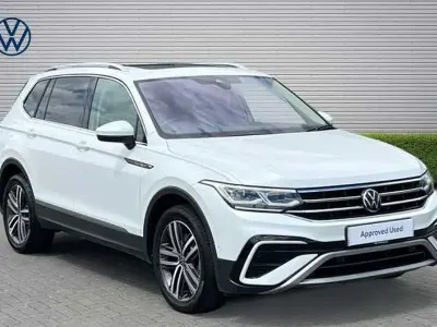 Used VW Tiguan Allspace Elegance 190 HP (139 kW) 2024 Oryx white premium motherofpearl SUV