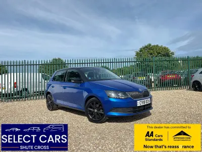Used Skoda Fabia Colour Edition 95 HP (69 kW) 2018 Blue Hatchback