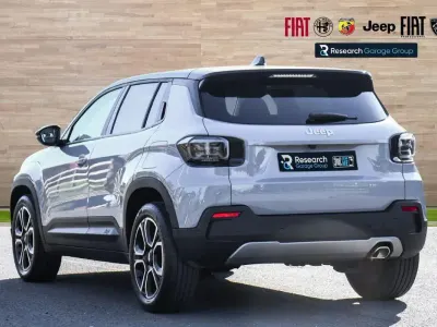 Novo Jeep Avenger Summit 100 HP (73 kW) 2026 Cinzento SUV