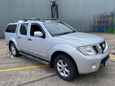 used Nissan Navara Double Cab Pick Up Tekna 2.5dCi 190 4WD Auto