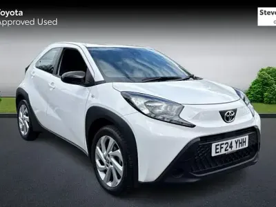 Używany Toyota Aygo X PURE 72 KM (52 kW) 2025 SUV