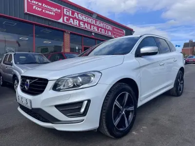 Used Volvo XC60 R-Design 220 HP (161 kW) 2017 White SUV