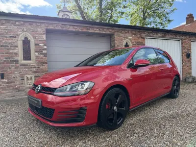 Used VW Golf VII GTI 2014 Red Hatchback