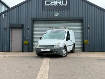 Used Ford Transit Connect 90 HP (66 kW) 2007 White MPV