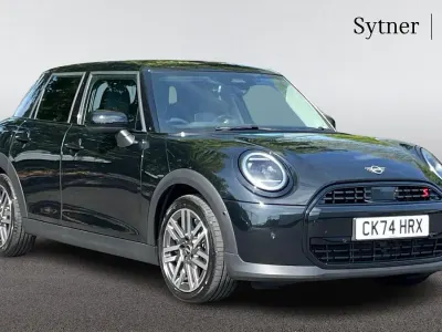 Used Mini Cooper S Hatch 201 HP (147 kW) 2024 Black Hatchback