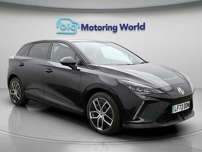 Begagnad MG MG4 EV Trophy 147 kW (201 HK) 2023 Halvkombi