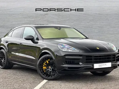 Used Porsche Cayenne Turbo 550 HP (404 kW) 2019 Black SUV