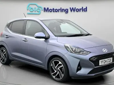 Gebraucht Hyundai i10 Premium 84 PS (61 kW) 2023 Blau Kleinwagen