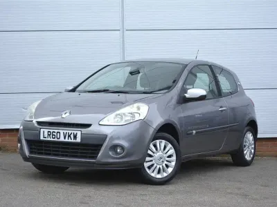 Used Renault Clio 75 HP (55 kW) 2010 Grey Hatchback