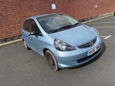 Used Honda Jazz S 78 HP (57 kW) 2006 Blue Hatchback