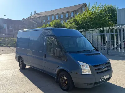 Usado Ford Transit 115 HP (84 kW) 2010 Azul Van