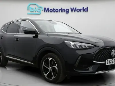 Usado MG HS Trophy 162 HP (119 kW) 2023 Preto SUV
