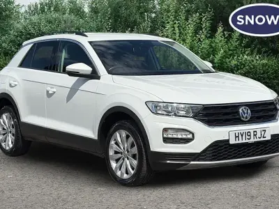 Used VW T-Roc SE 116 HP (85 kW) 2019 White SUV