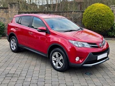 Used Toyota RAV4 Business Edition 124 HP (91 kW) 2015 Red SUV