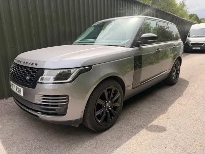 Used Land Rover Range Rover Vogue SE 300 HP (220 kW) 2021 Grey SUV