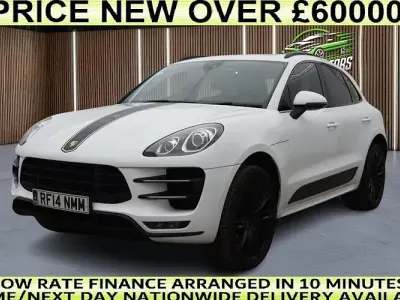Usado Porsche Macan Turbo 400 HP (294 kW) 2017 SUV