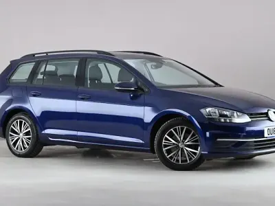 Used VW Golf VII SE 150 HP (110 kW) 2018 Blue Estate