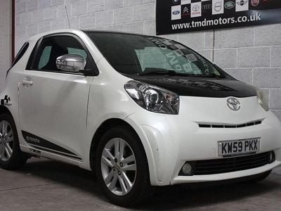 Toyota iQ