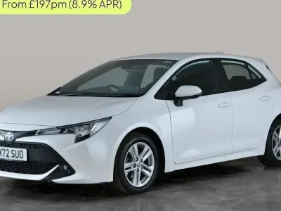 Used Toyota Corolla 140 HP (102 kW) 2022 White Hatchback
