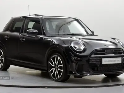 Used Mini Cooper Sport 112 kW (153 HP) 2026 Hatchback