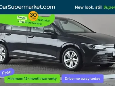 Używany VW Golf VIII Life 110 KM (80 kW) 2023 Szary Hatchback