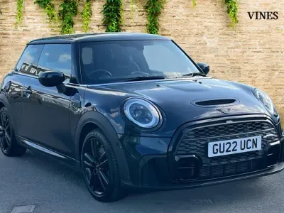 Używany Mini Cooper S Hatch 176 KM (129 kW) 2022 Czarny Hatchback