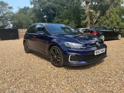 Used VW Golf VII GTE 204 HP (150 kW) 2017 Blue Hatchback