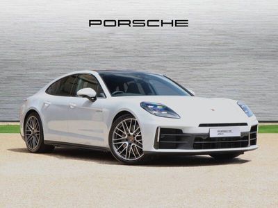 Porsche Panamera 4