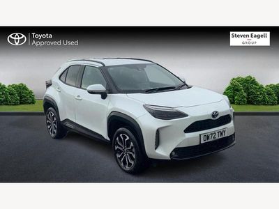 Used Toyota Yaris Hybrid Design 2023 White Hatchback