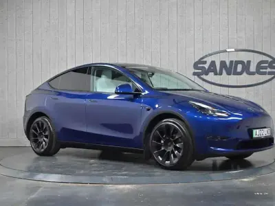 Used Tesla Model Y Long Range AWD 286 kW (389 HP) 2022 Blue SUV