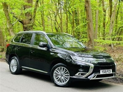 used Mitsubishi Outlander P-HEV 2.4h TwinMotor 13.8kWh 4h SUV 5dr Petrol CVT 4WD Euro 6 (s/s) (209 ps)