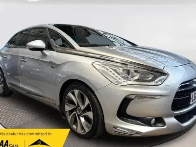 Usado Citroën DS5 2013 Prateado Citadino